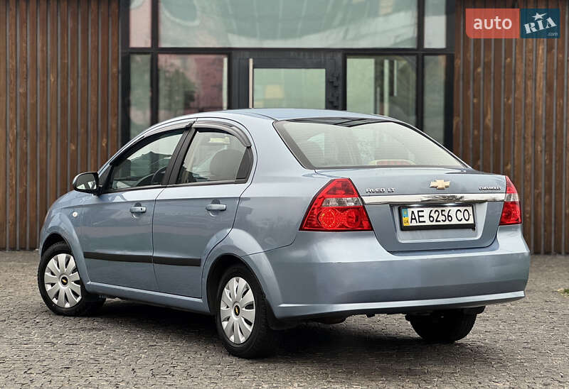 Седан Chevrolet Aveo 2008 в Дніпрі