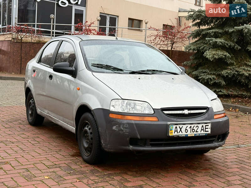 Седан Chevrolet Aveo 2005 в Харькове