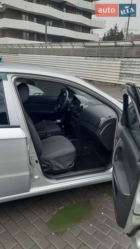 Седан Chevrolet Aveo 2008 в Вінниці