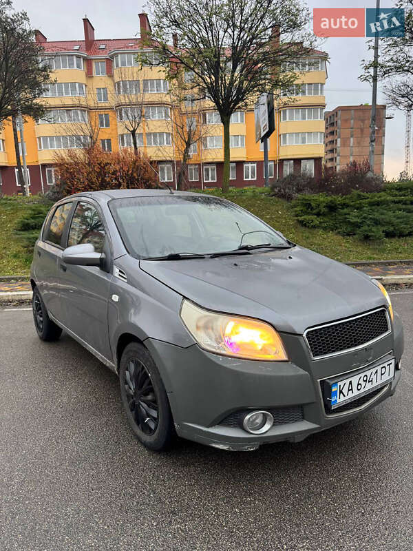 Хэтчбек Chevrolet Aveo 2008 в Киеве
