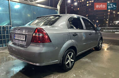 Седан Chevrolet Aveo 2006 в Киеве