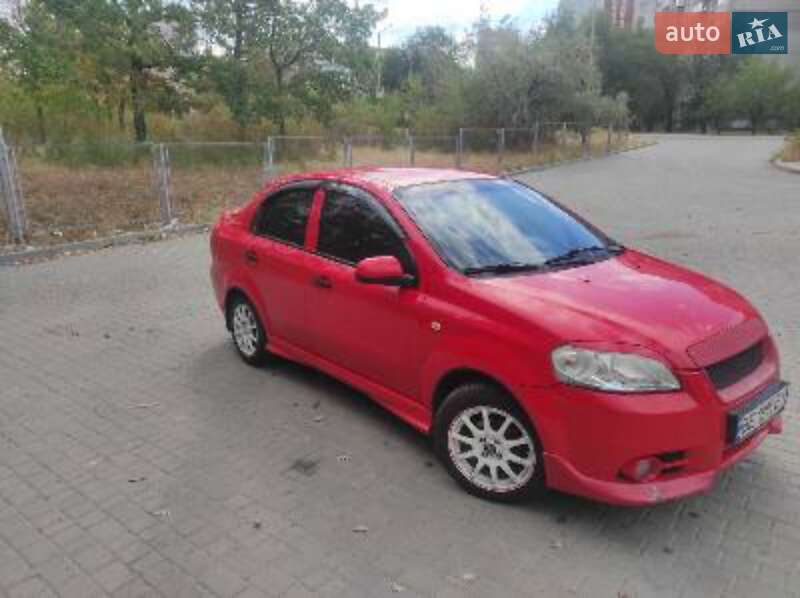 Седан Chevrolet Aveo 2007 в Николаеве