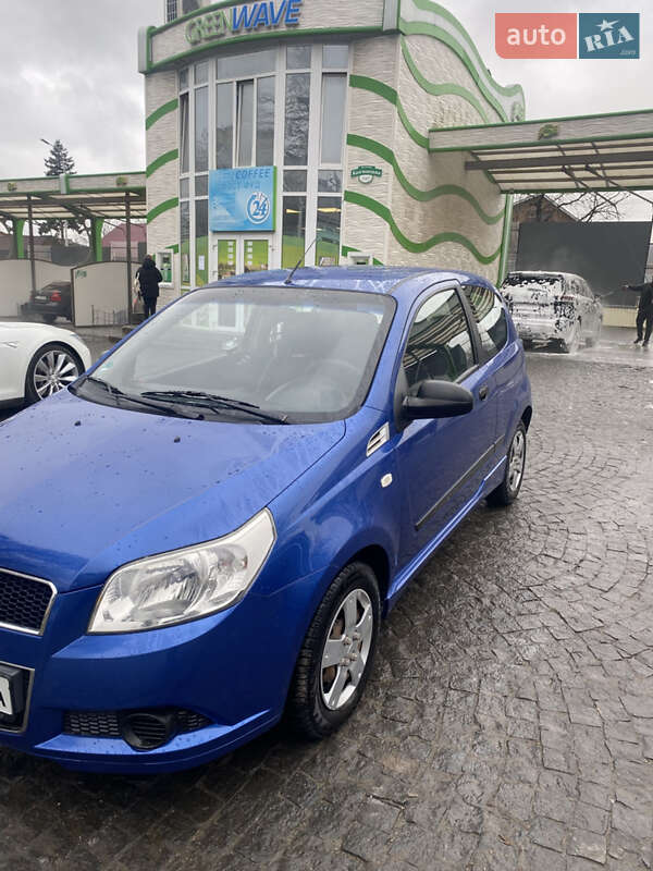 Хэтчбек Chevrolet Aveo 2008 в Хмельницком