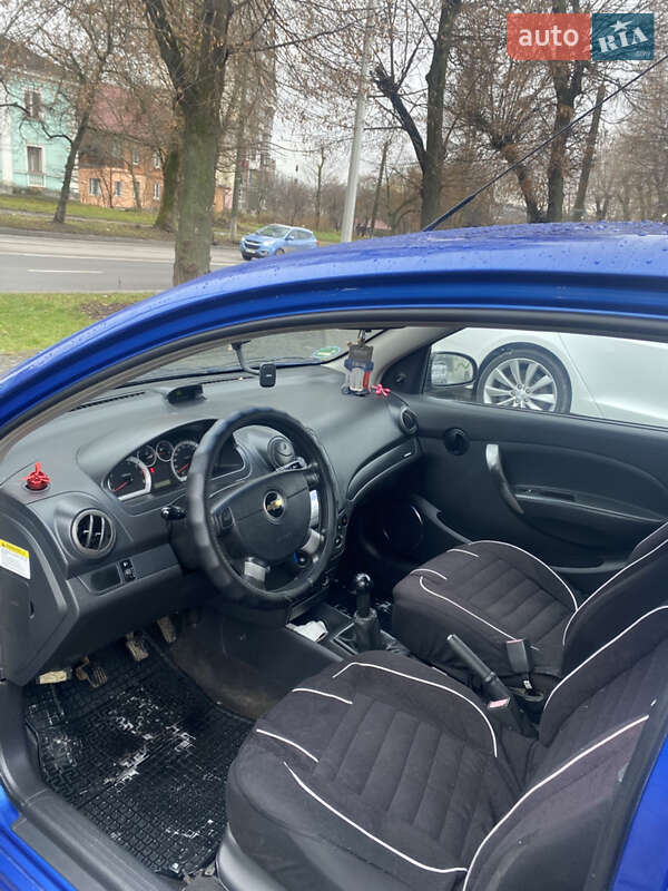 Хэтчбек Chevrolet Aveo 2008 в Хмельницком