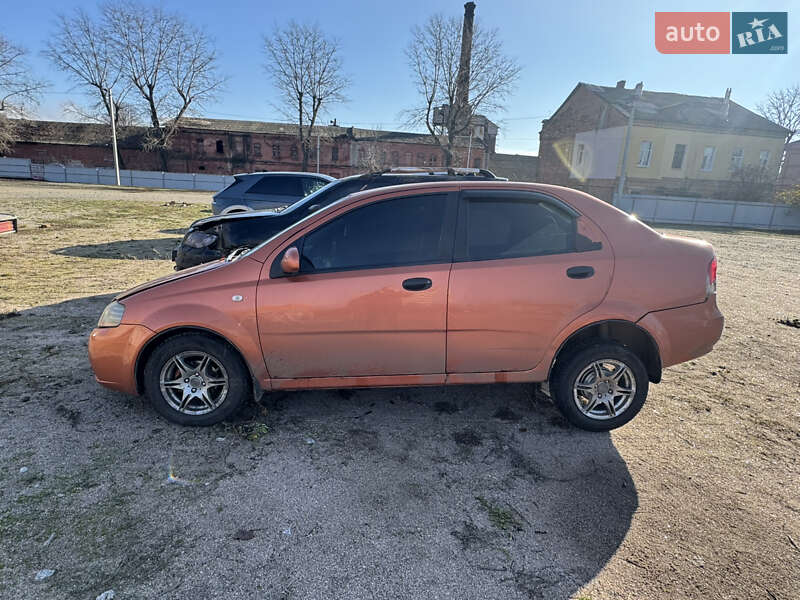 Седан Chevrolet Aveo 2006 в Кропивницькому