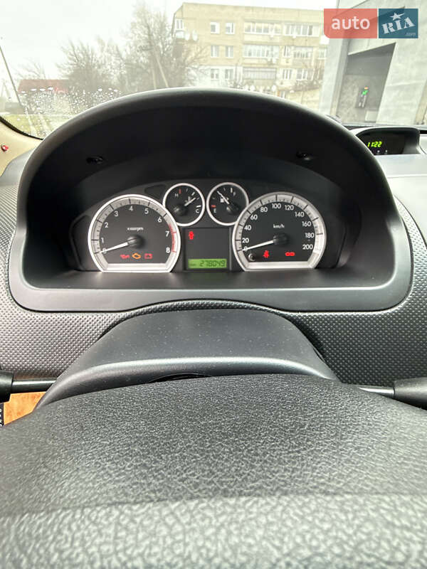 Седан Chevrolet Aveo 2008 в Харькове фото 47 Седан Chevrolet Aveo 2008 в Харькове