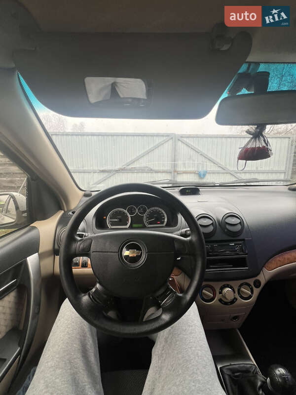 Седан Chevrolet Aveo 2008 в Носовке