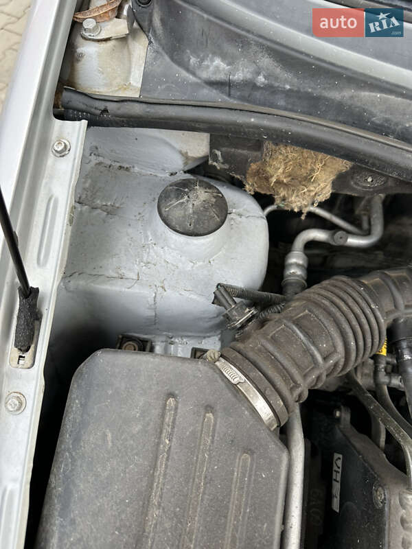 Седан Chevrolet Aveo 2006 в Чернівцях