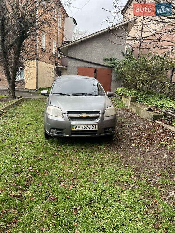 Седан Chevrolet Aveo 2007 в Виннице