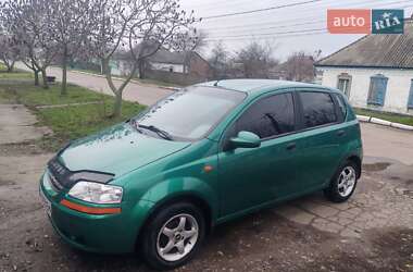 Хэтчбек Chevrolet Aveo 2005 в Хороле