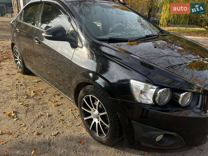 Седан Chevrolet Aveo 2014 в Кременчуге