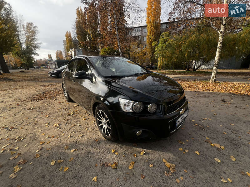 Седан Chevrolet Aveo 2014 в Кременчуге