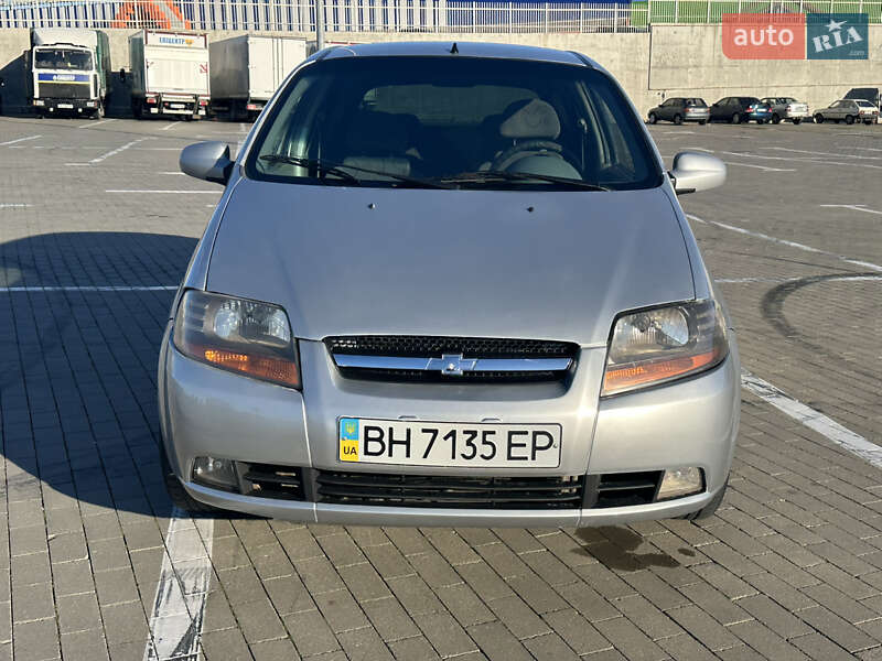 Хэтчбек Chevrolet Aveo 2005 в Одессе фото 2 Хэтчбек Chevrolet Aveo 2005 в Одессе