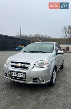 Седан Chevrolet Aveo 2008 в Хоролі