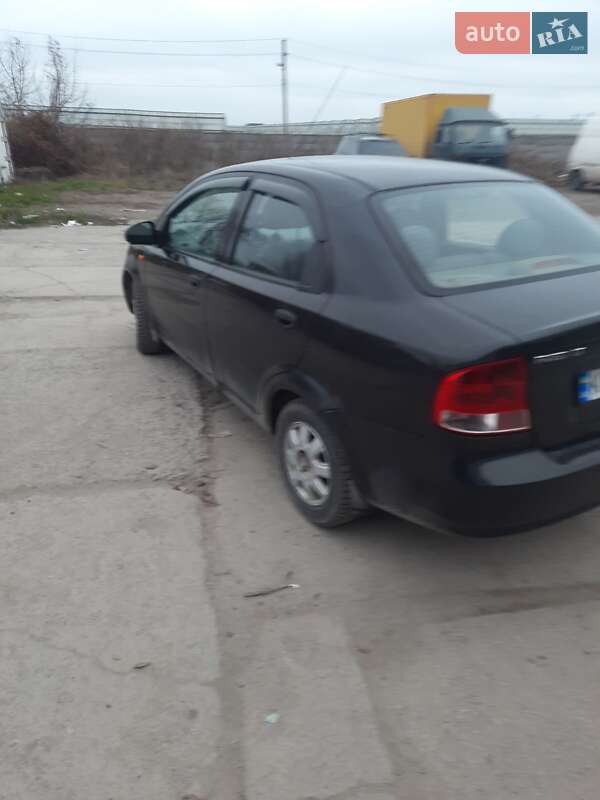 Седан Chevrolet Aveo 2004 в Дніпрі фото 4 Седан Chevrolet Aveo 2004 в Дніпрі