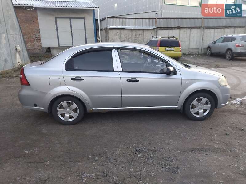 Седан Chevrolet Aveo 2007 в Рівному