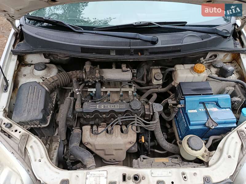 Седан Chevrolet Aveo 2007 в Дніпрі