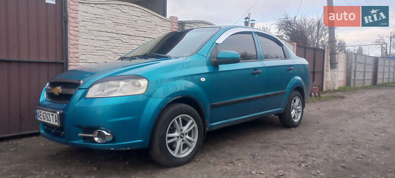 Седан Chevrolet Aveo 2008 в Днепре