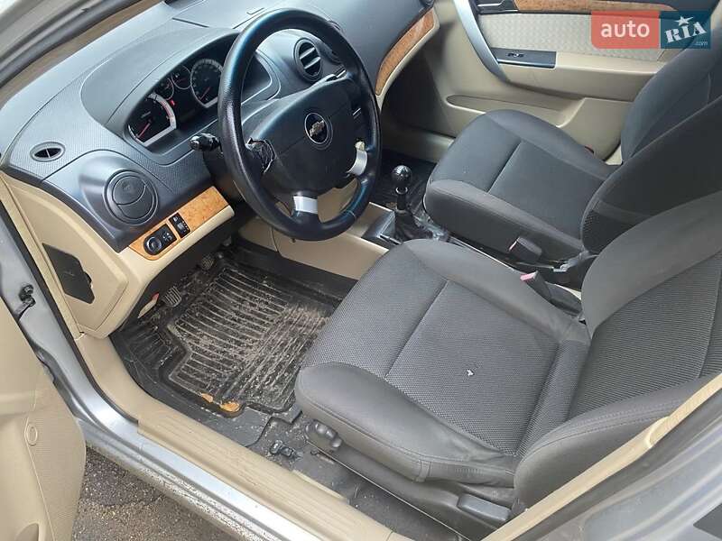 Седан Chevrolet Aveo 2008 в Кропивницком