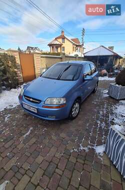 Седан Chevrolet Aveo 2005 в Чернівцях