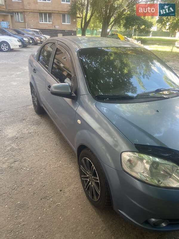 Седан Chevrolet Aveo 2007 в Харькове