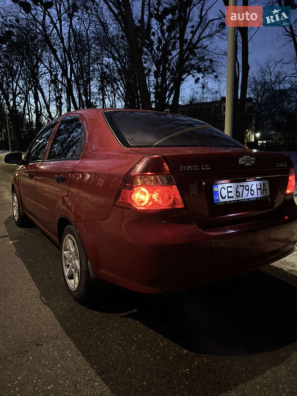 Седан Chevrolet Aveo 2008 в Черновцах