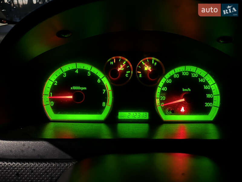 Седан Chevrolet Aveo 2008 в Черновцах