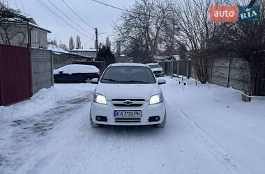 Седан Chevrolet Aveo 2007 в Києві