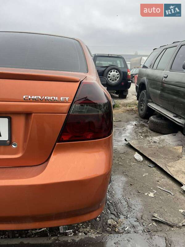 Седан Chevrolet Aveo 2006 в Днепре