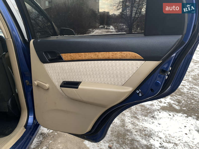 Седан Chevrolet Aveo 2008 в Первомайске