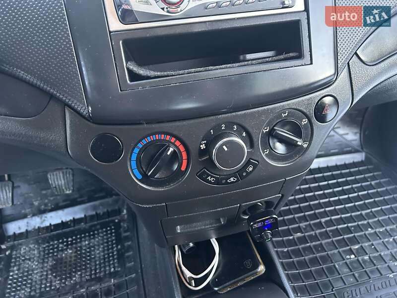 Седан Chevrolet Aveo 2007 в Перемышлянах