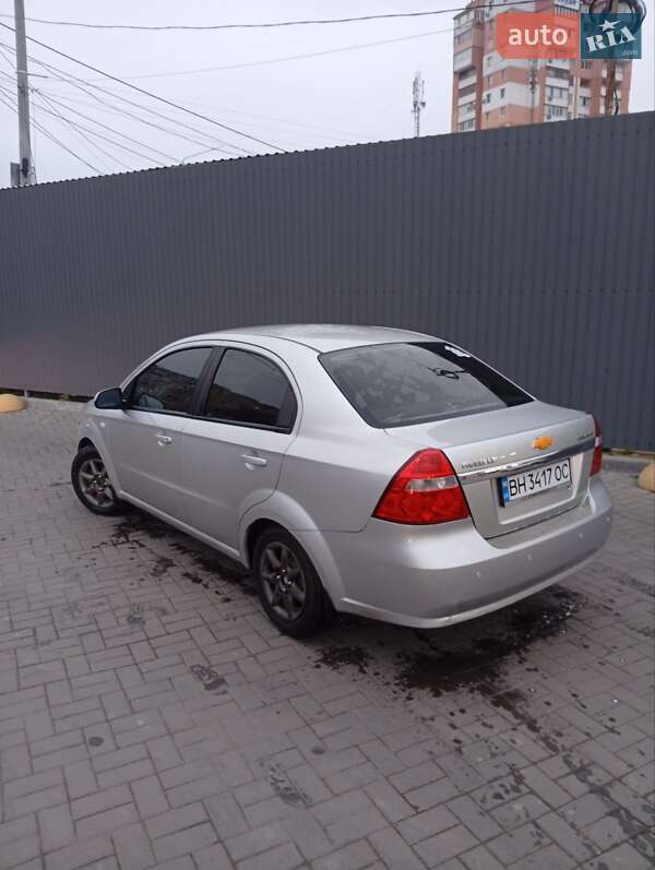 Седан Chevrolet Aveo 2007 в Николаеве