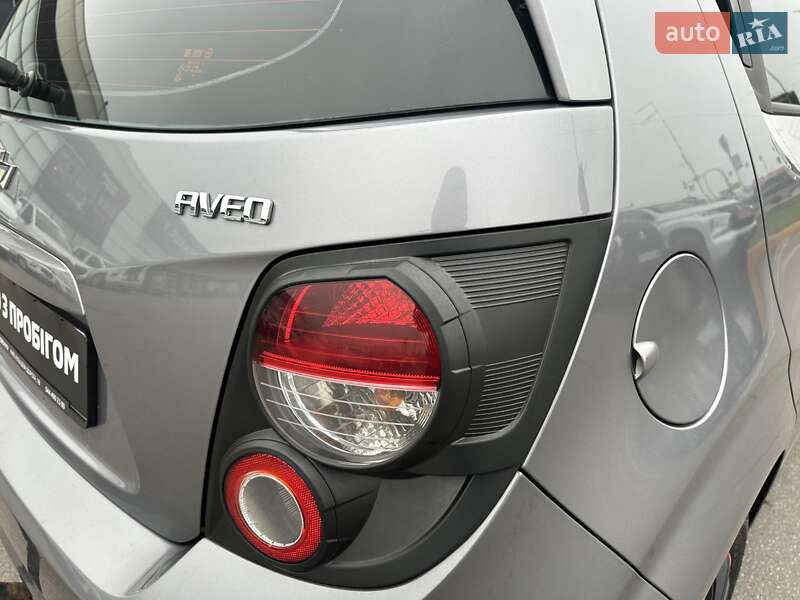 Хэтчбек Chevrolet Aveo 2012 в Киеве