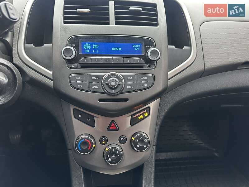 Хэтчбек Chevrolet Aveo 2012 в Киеве