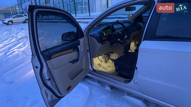 Седан Chevrolet Aveo 2008 в Киеве фото 17 Седан Chevrolet Aveo 2008 в Киеве