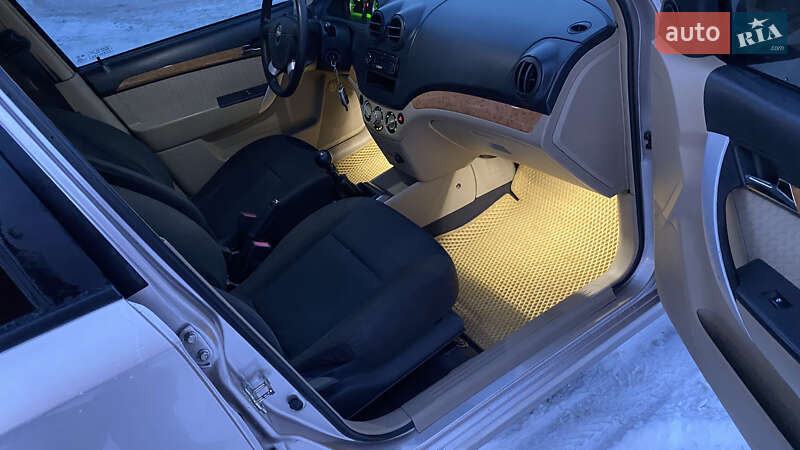 Седан Chevrolet Aveo 2008 в Киеве фото 26 Седан Chevrolet Aveo 2008 в Киеве