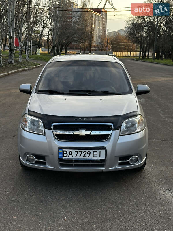 Седан Chevrolet Aveo 2006 в Миколаєві