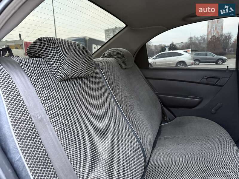 Седан Chevrolet Aveo 2007 в Киеве фото 15 Седан Chevrolet Aveo 2007 в Киеве