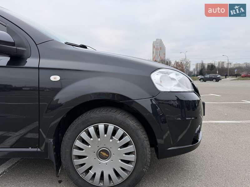 Седан Chevrolet Aveo 2007 в Киеве фото 60 Седан Chevrolet Aveo 2007 в Киеве