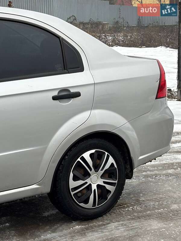 Седан Chevrolet Aveo 2008 в Иршаве