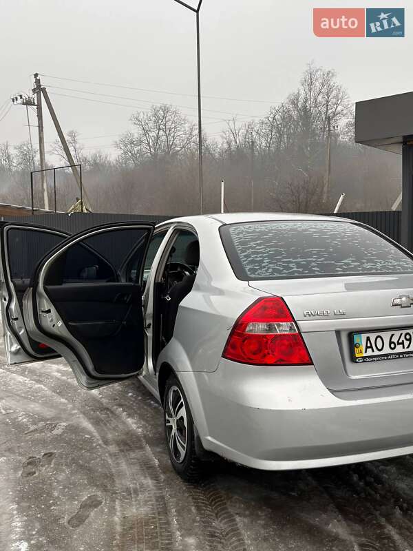 Седан Chevrolet Aveo 2008 в Иршаве