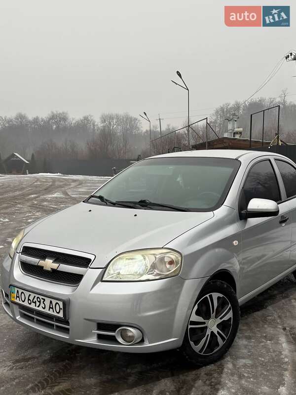 Седан Chevrolet Aveo 2008 в Иршаве