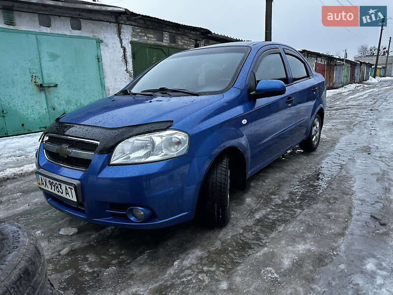 Седан Chevrolet Aveo 2007 в Харькове
