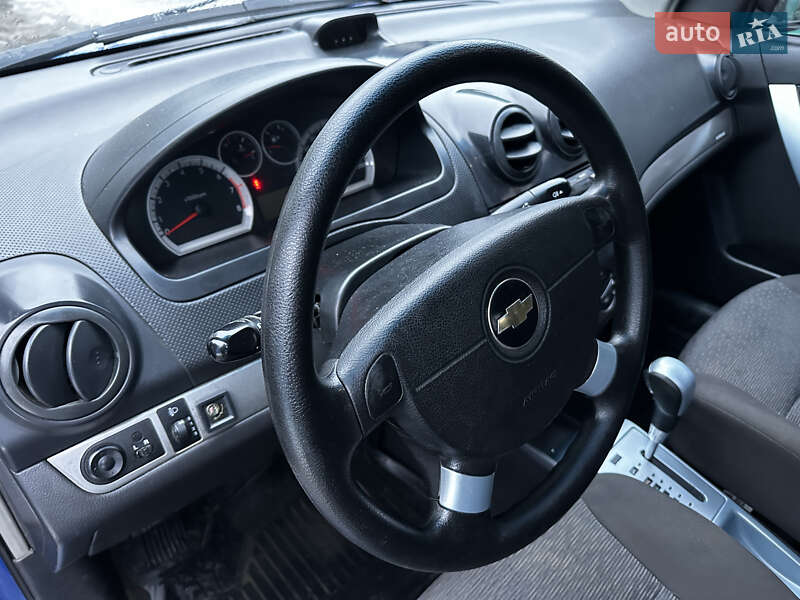 Седан Chevrolet Aveo 2007 в Харькове