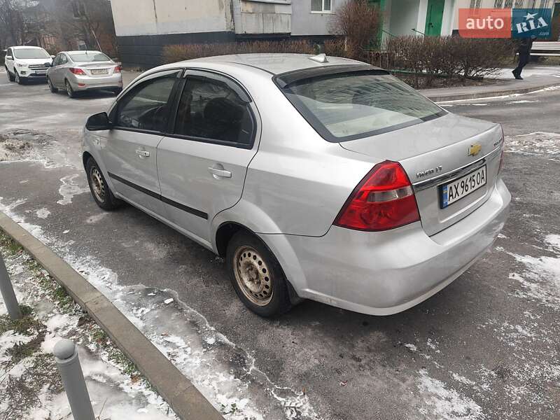 Седан Chevrolet Aveo 2008 в Харькове