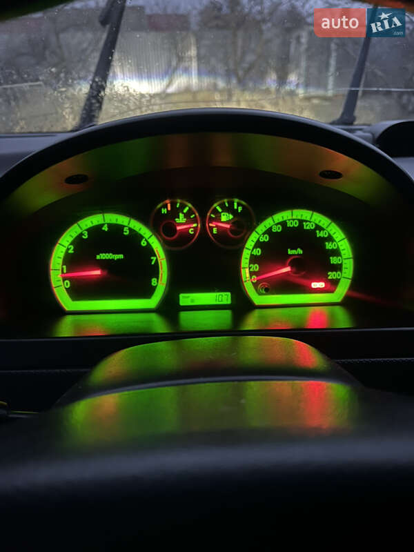 Хэтчбек Chevrolet Aveo 2008 в Новомосковске фото 17 Хэтчбек Chevrolet Aveo 2008 в Новомосковске