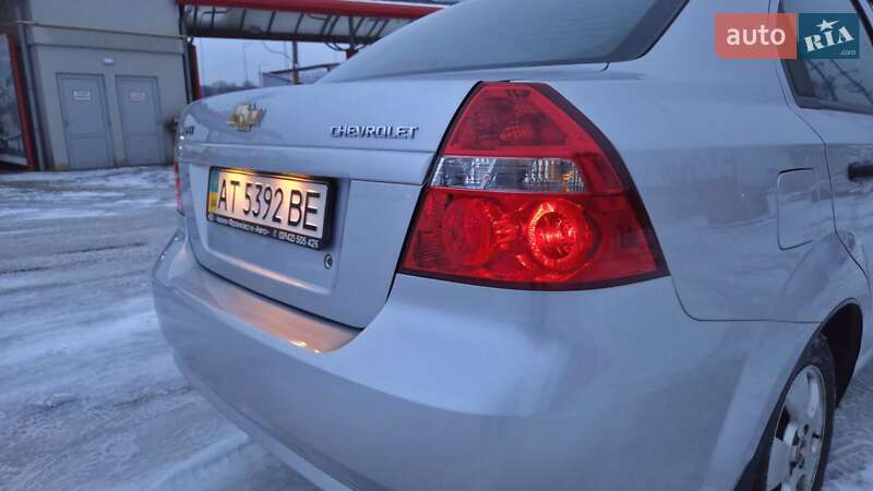 Седан Chevrolet Aveo 2011 в Виннице