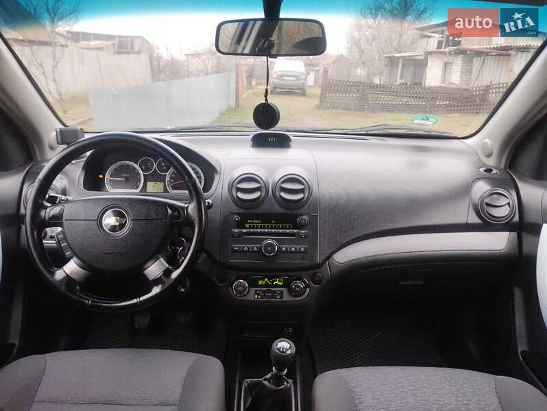 Седан Chevrolet Aveo 2007 в Херсоне