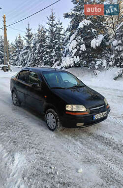 Седан Chevrolet Aveo 2005 в Нетешине