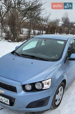 Хэтчбек Chevrolet Aveo 2012 в Ананьеве